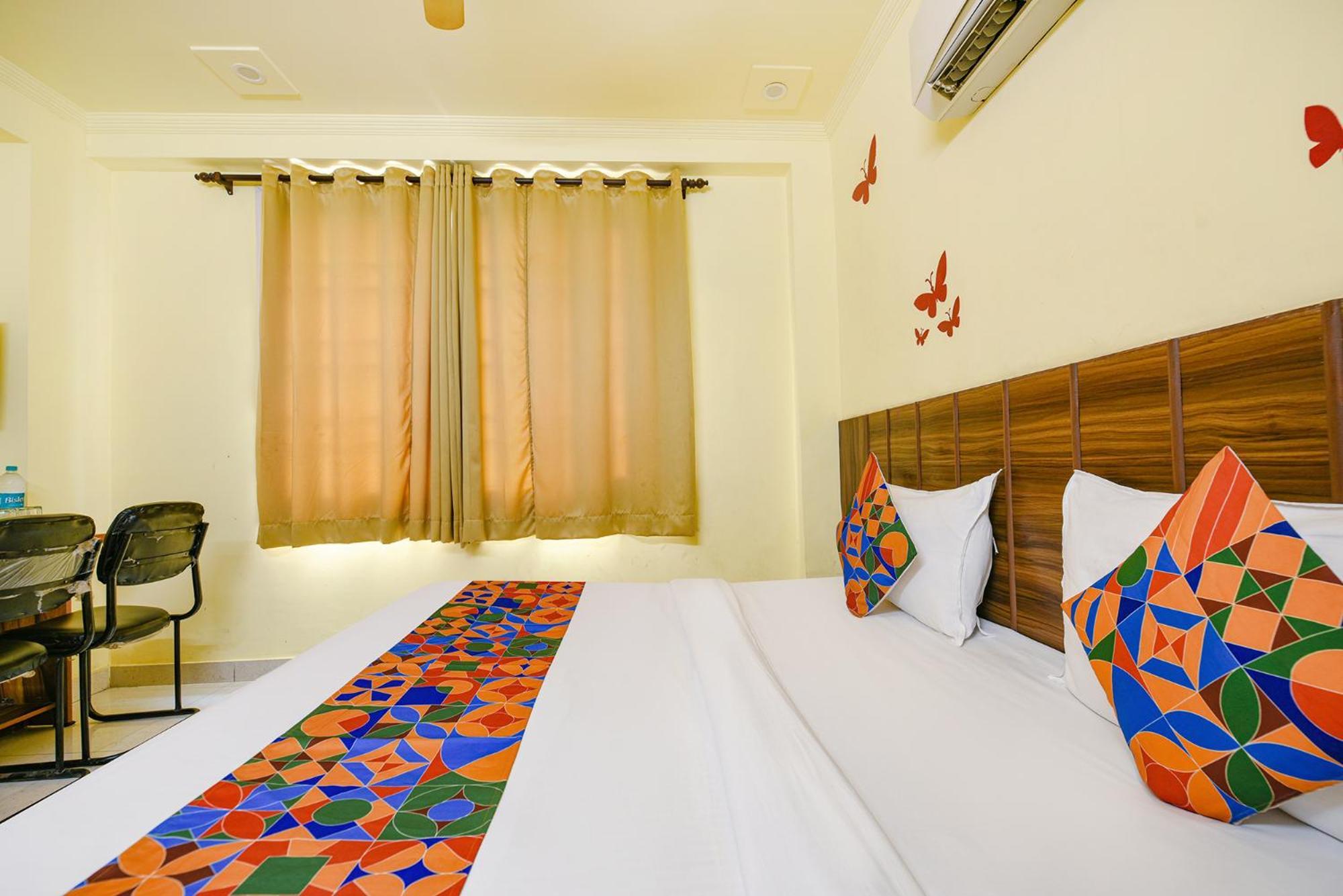 Fabhotel Ishtara - Nr Yashobhoomi Convention Centre