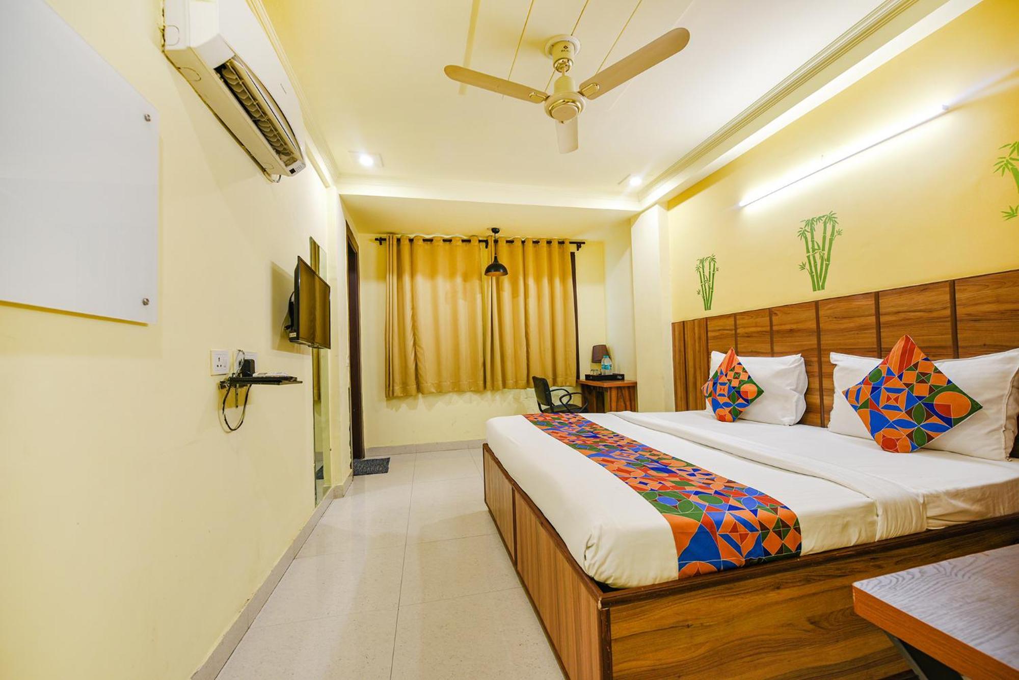 Fabhotel Ishtara - Nr Yashobhoomi Convention Centre